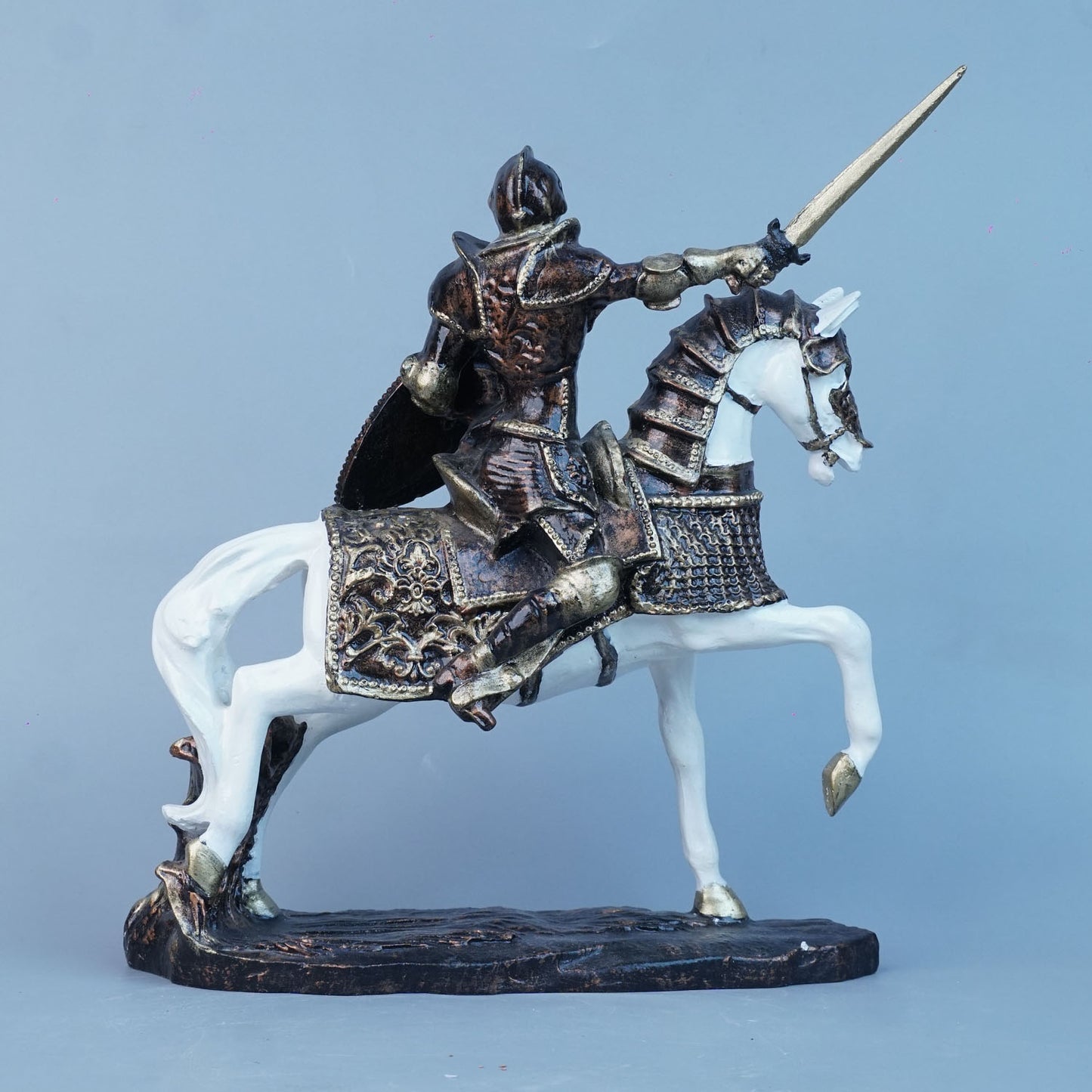 Royal Cavalier - Guardian of the Realm