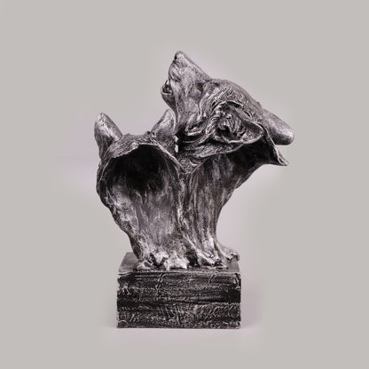 Royal Howling Wolves Head - Antique Silver Collection