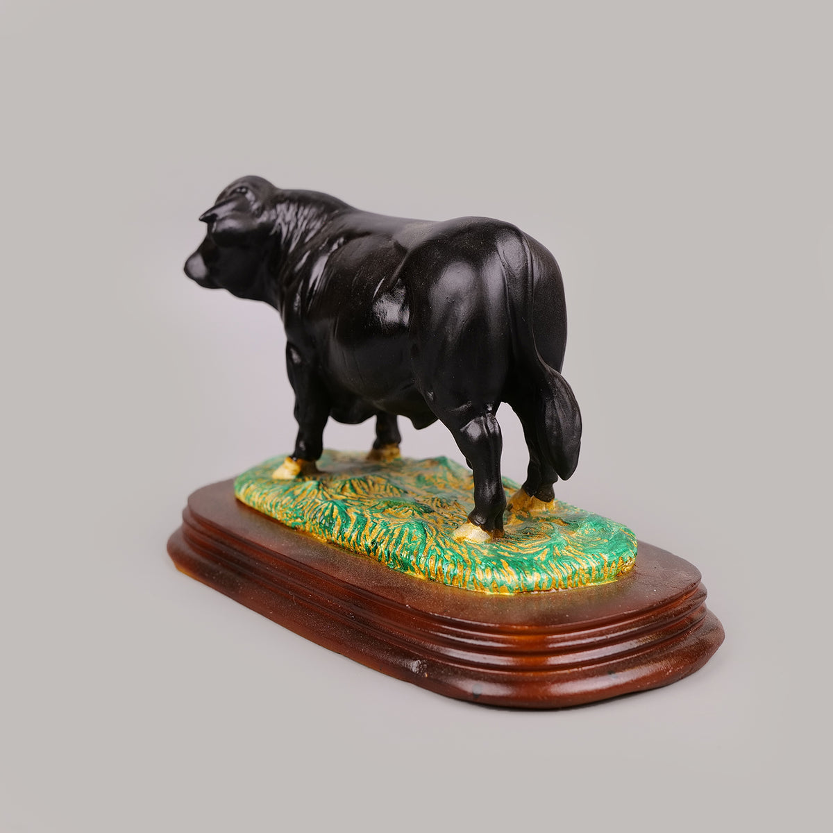 Royal Aberdeen Angus Bull - Pastoral Heritage Collection
