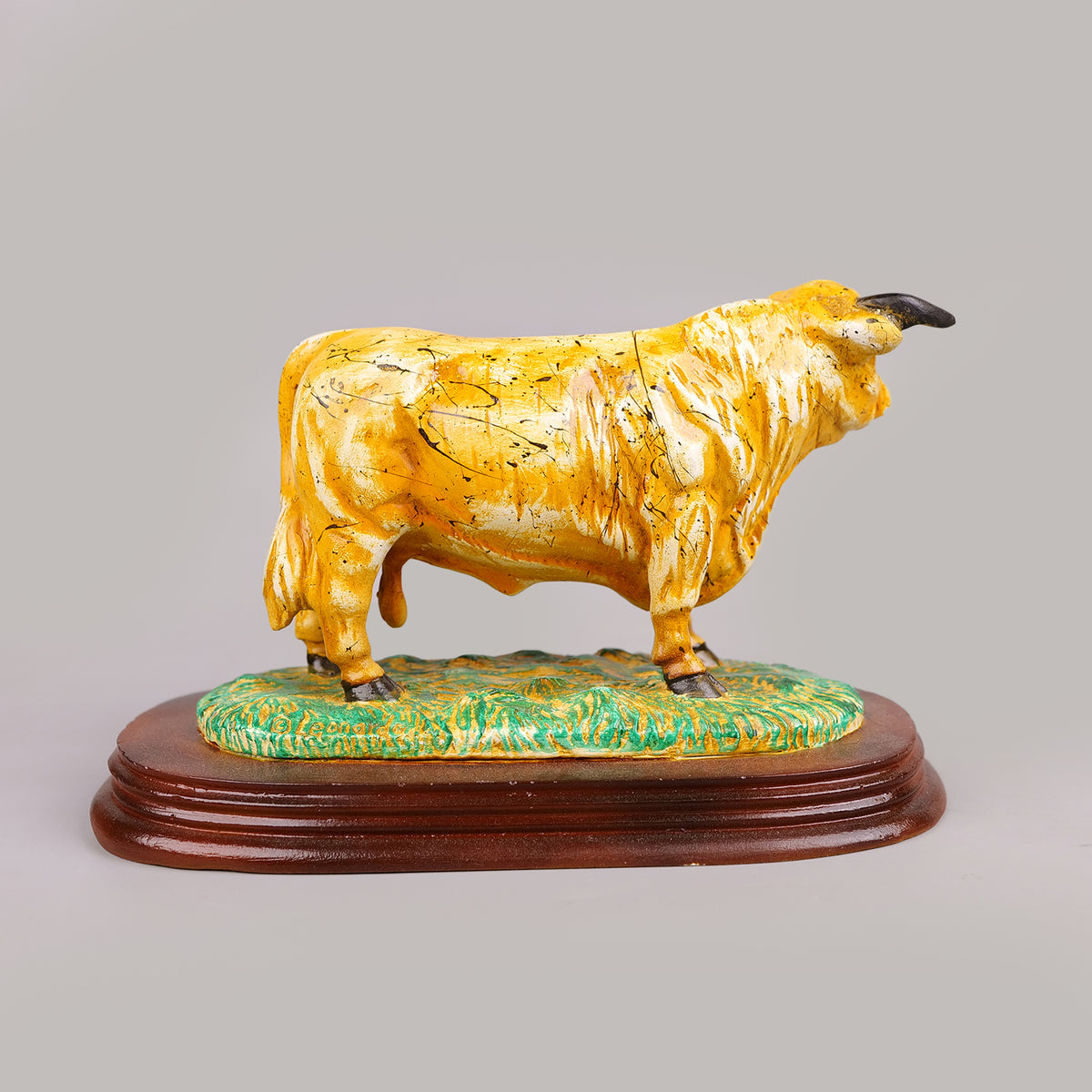 Royal Gelbvieh Bull - Pastoral Heritage Collection