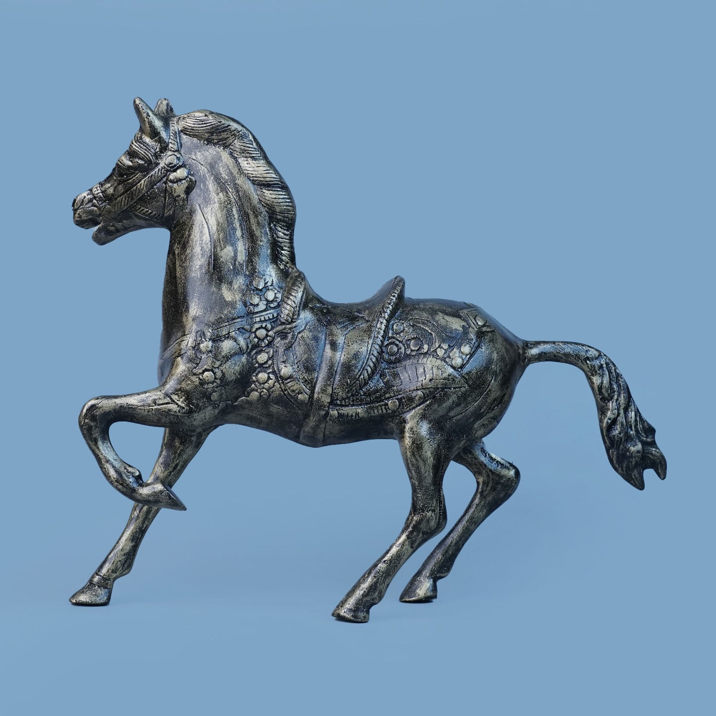 Royal Heritage Warhorse - Antique Brass Collection