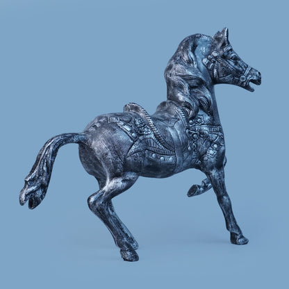 Royal Heritage Warhorse - Antique Silver Collection