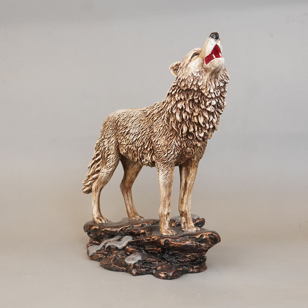 Royal Howling Wolf Wildlife Statue