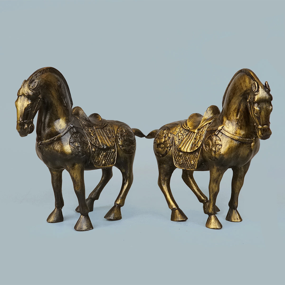 Royal Heritage War Horse - Antique Brass