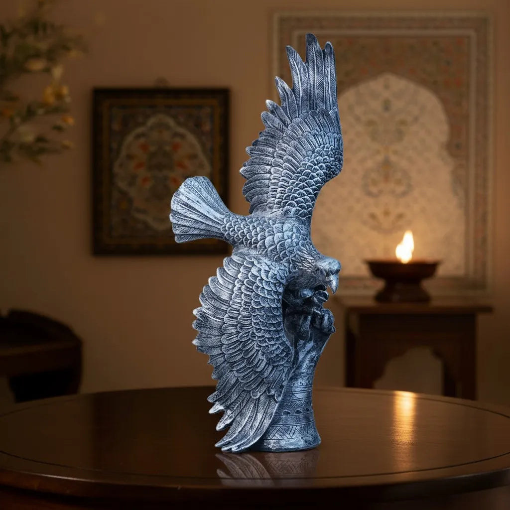 Royal Soaring Eagle -  Silver Collection