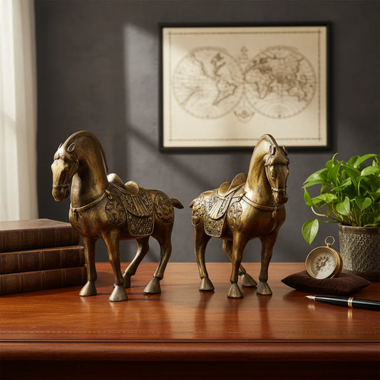 Royal Heritage War Horse - Antique Brass